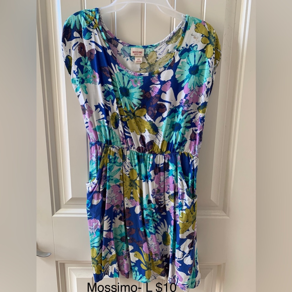 Mossimo Dress. Large.